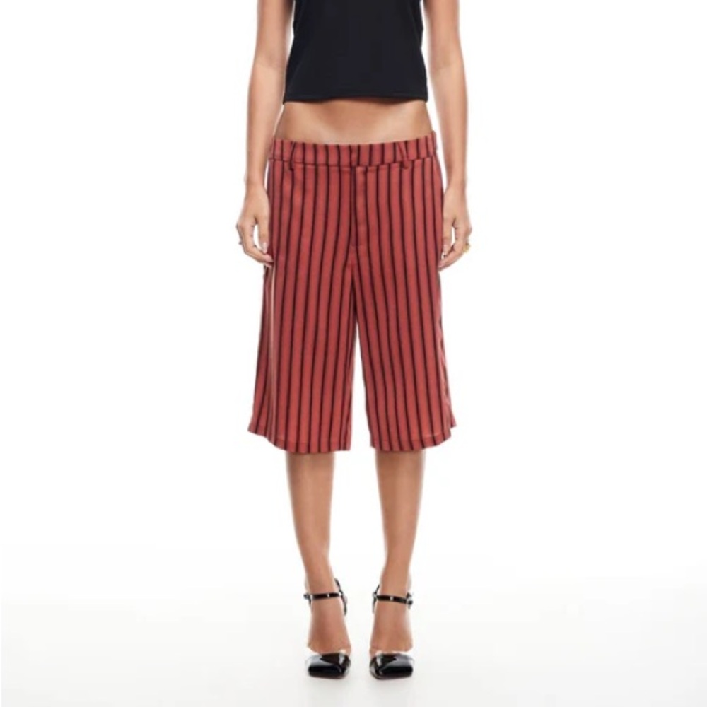 Lioness Kurt Jorts Crimson Stripe